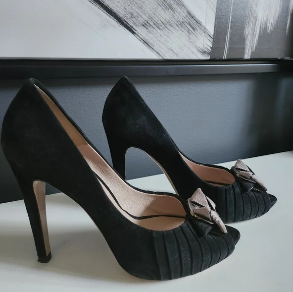 Salvatore Ferragamo Heels - Picture 3 of 13